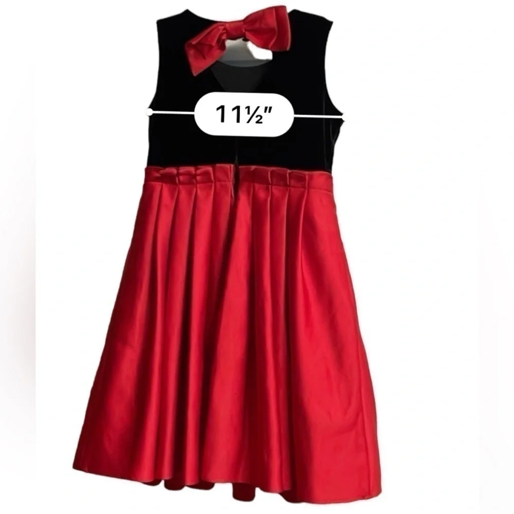 Zunie Valentines dress.